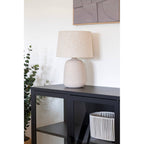 Croft Tischlampe aus Keramik, steinbeige mit 150 cm Kabel