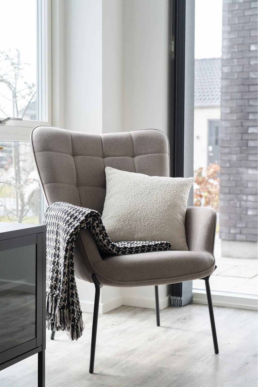 Side Plaid Wohndecke in Schwarz und Beige