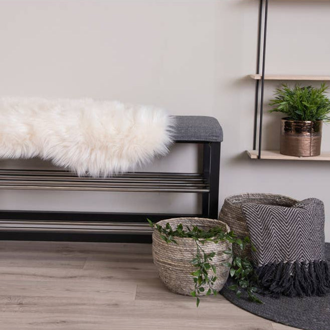 Hochwertiges künstliches Lammfell in Elfenbein 50 x 85 cm